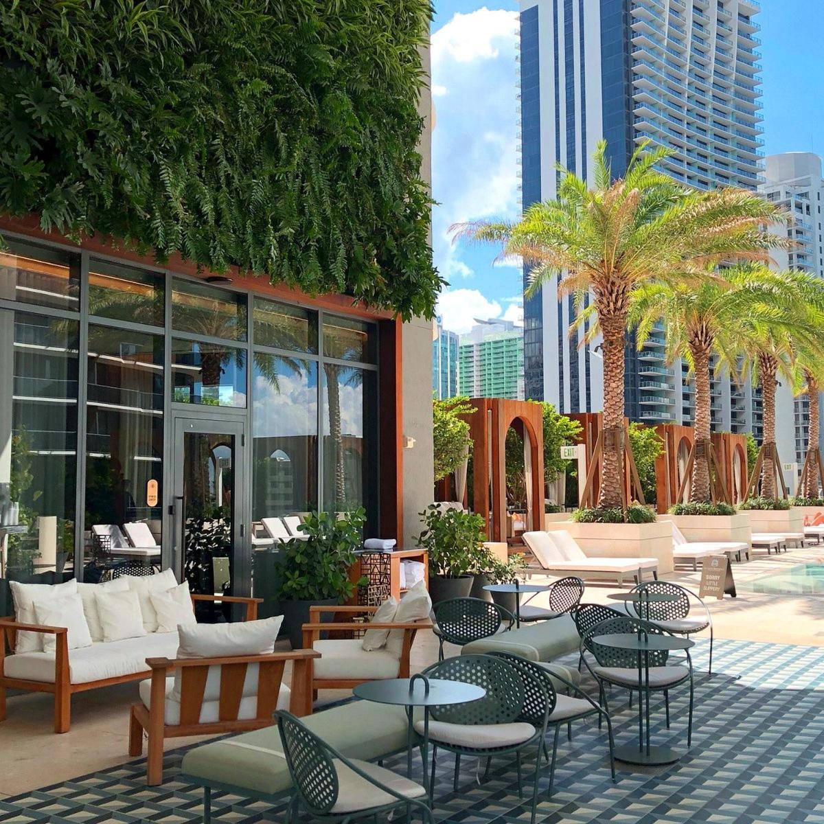 Luxurious King W Pool At Sls Brickell